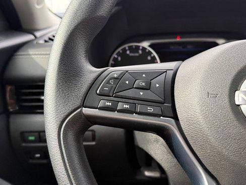 Used 2024 Nissan Sentra SV image 28