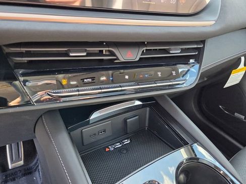 New 2026 Buick Envision Sport Touring AWD/4WD image 25