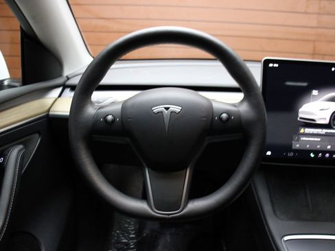 Used 2023 Tesla Model Y Long Range image 6