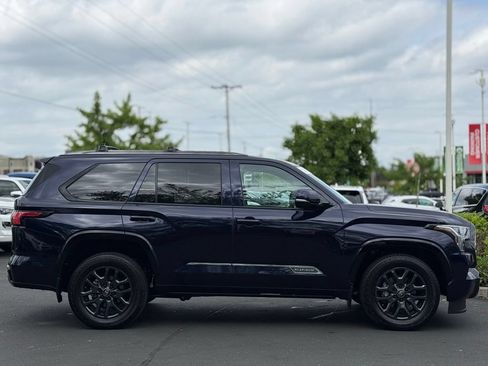 Certified 2025 Toyota Sequoia Platinum AWD/4WD image 6