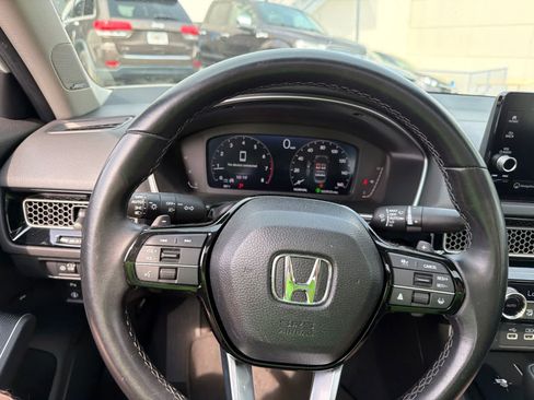 Certified 2024 Honda Civic Touring image 24