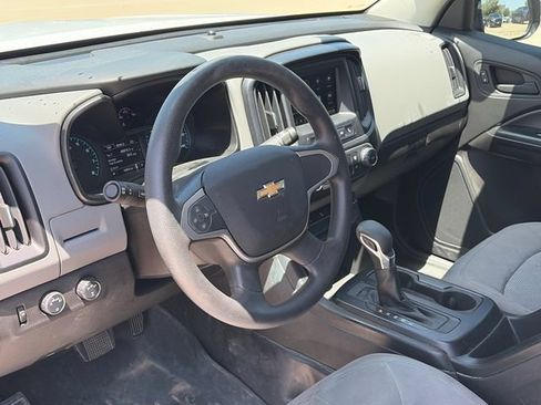 Used 2022 Chevrolet Colorado W/T w/ WT Convenience Package AWD/4WD image 12