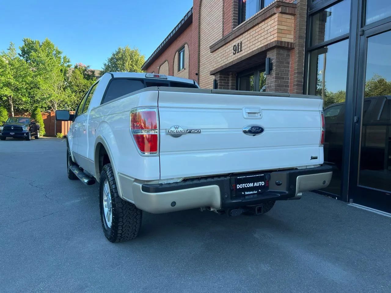 Used 2010 Ford F150 Lariat AWD/4WD image 6