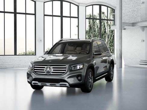 Used 2026 Mercedes-Benz GLB 250 image 40