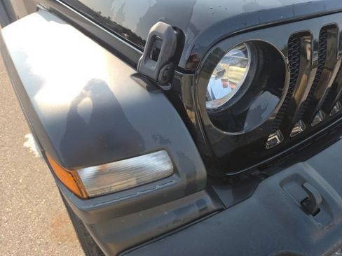 Used 2021 Jeep Wrangler Sport AWD/4WD image 19
