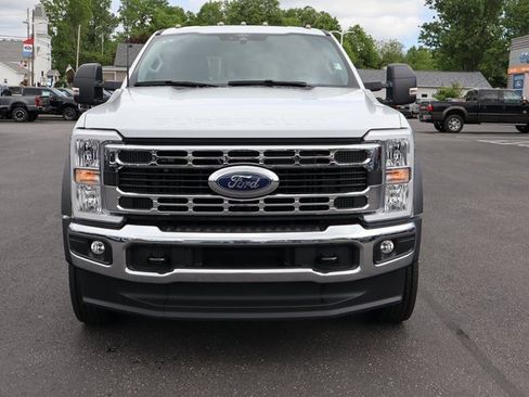 New 2025 Ford F550 4x4 Crew Cab Super Duty w/ XL Chrome Package image 13