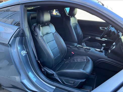 Used 2022 Ford Mustang GT Premium w/ GT Performance Package image 8