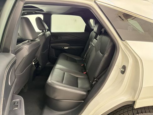 Certified 2025 Lexus RX 350 Premium w/ Accessory Package (Z1) image 14