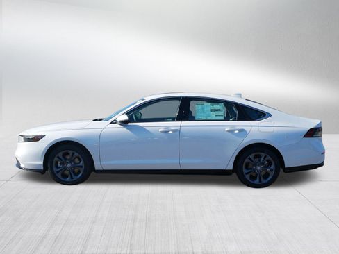 New 2025 Honda Accord EX-L image 4