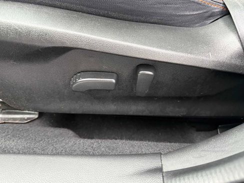 Certified 2021 Subaru Crosstrek 2.0i Premium w/ Moonroof Package image 14