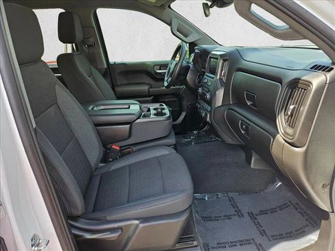 Used 2025 Chevrolet Silverado 1500 Custom w/ Turbomax Blackout Package image 24