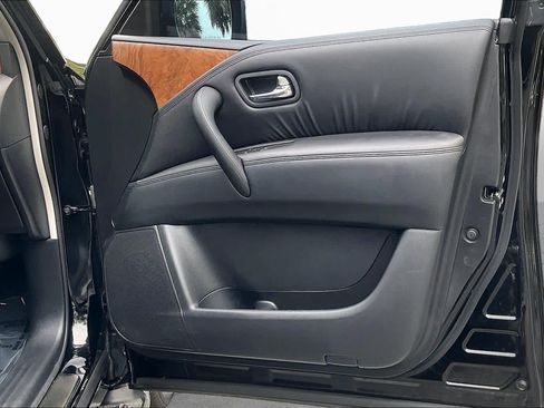 Used 2023 Nissan Armada SL w/ Captain's Chairs Package RWD image 36