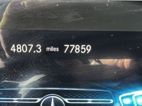 Used 2020 Mercedes-Benz GLE 450 4MATIC image 21