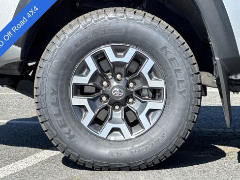 Used 2023 Toyota Tacoma TRD Off-Road w/ Black Out Package (TMS) image 25