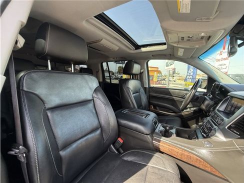 Used 2017 Chevrolet Suburban LT image 37