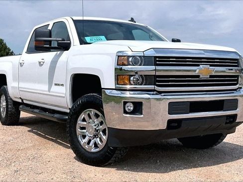 Used 2017 Chevrolet Silverado 3500 LT w/ LT Fleet Convenience Package AWD/4WD image 3