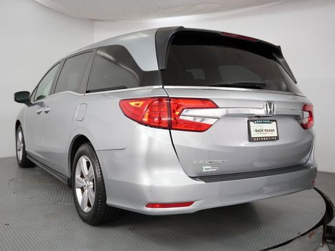 Used 2019 Honda Odyssey EX image 8