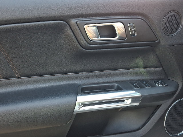 Used 2020 Ford Mustang Premium RWD image 20