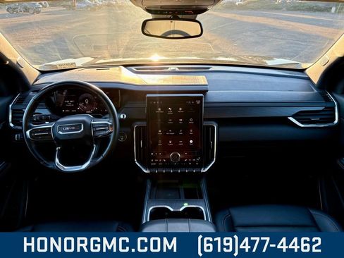 Used 2024 GMC Acadia Elevation image 23