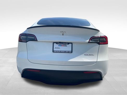 Used 2023 Tesla Model Y Performance AWD/4WD image 6