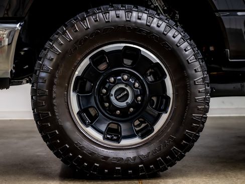 Used 2025 Ford F350 Lariat w/ Lariat Ultimate Package image 39