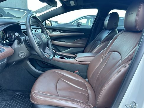 Used 2019 Buick LaCrosse Avenir image 11