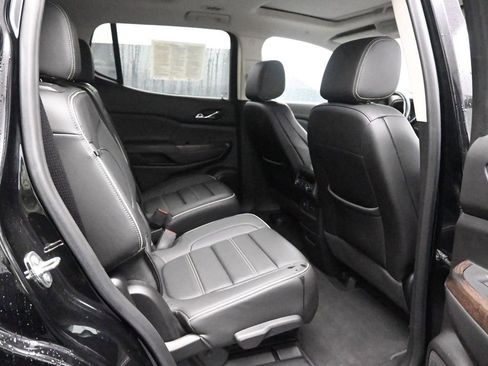 Used 2021 GMC Acadia Denali w/ Denali Ultimate Package image 23