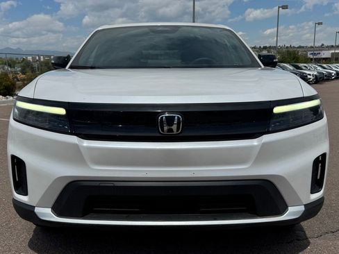 Used 2025 Honda Prologue EX image 2