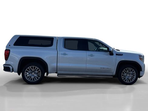 Used 2019 GMC Sierra 1500 Denali w/ Denali Ultimate Package AWD/4WD image 6