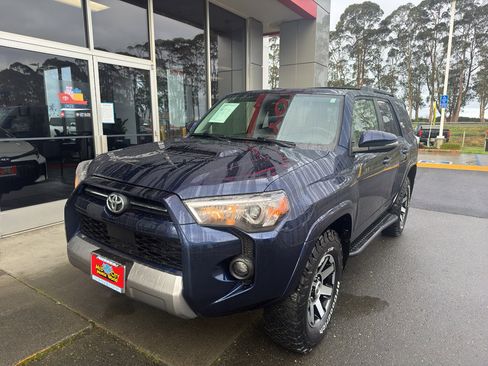Used 2021 Toyota 4Runner TRD Off-Road Premium image 24