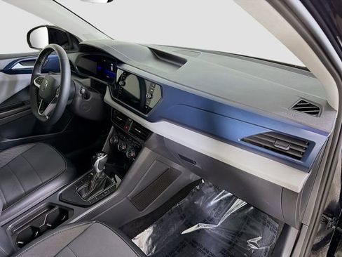 Used 2023 Volkswagen Taos SE image 29