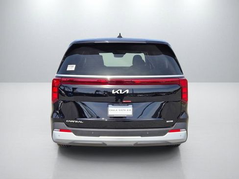 New 2026 Kia Carnival LXS FWD image 9