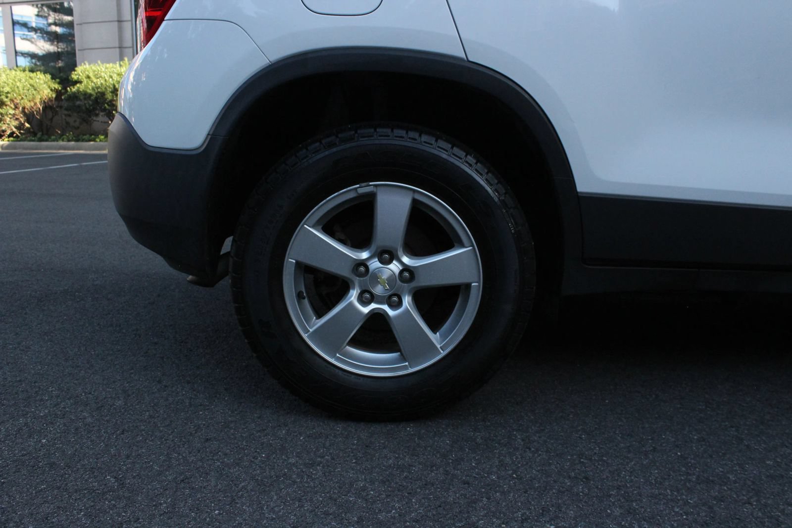 Used 2016 Chevrolet Trax LS AWD/4WD image 5
