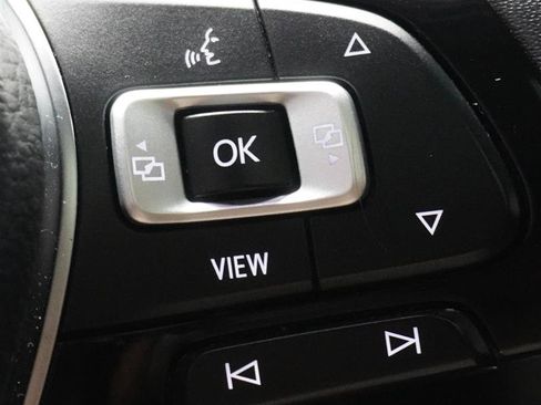 Used 2020 Volkswagen Jetta SEL Premium FWD image 22