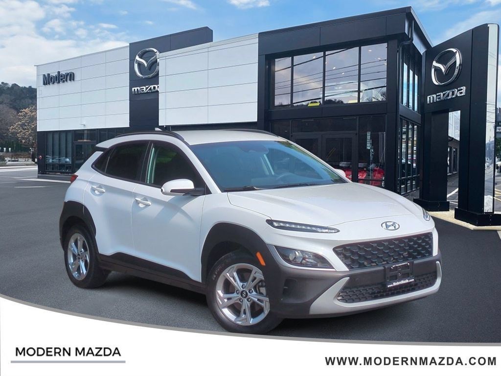 Used 2023 Hyundai Kona SEL AWD/4WD image 1