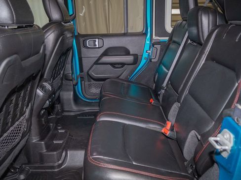 Used 2020 Jeep Wrangler Unlimited Rubicon AWD/4WD image 12