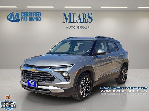 Used 2025 Chevrolet TrailBlazer LT FWD image 1