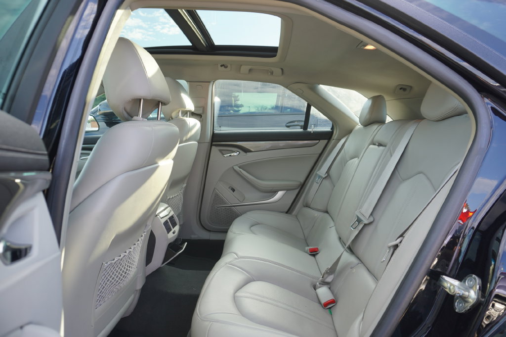 Used 2010 Cadillac CTS Premium AWD/4WD image 4