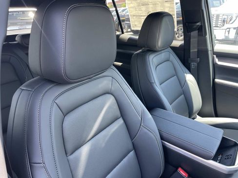 New 2026 GMC Terrain Elevation w/ Elevation Premium Package FWD image 28