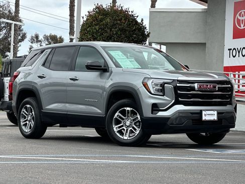 Used 2025 GMC Terrain Elevation AWD/4WD image 7