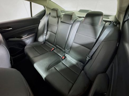 Used 2025 Nissan Altima 2.5 SR image 22