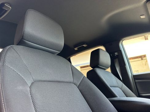 Used 2024 Chevrolet Colorado LT w/ LT Convenience Package image 20