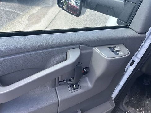 New 2025 Chevrolet Express 3500 w/ Power Convenience Package image 15
