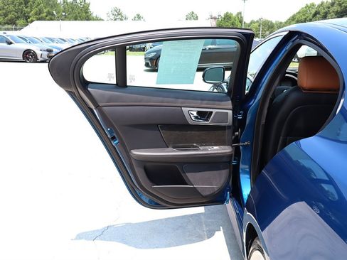 Used 2013 Jaguar XF R RWD image 44