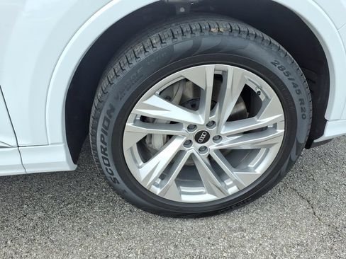 Used 2022 Audi Q7 3.0T Premium Plus AWD/4WD image 9