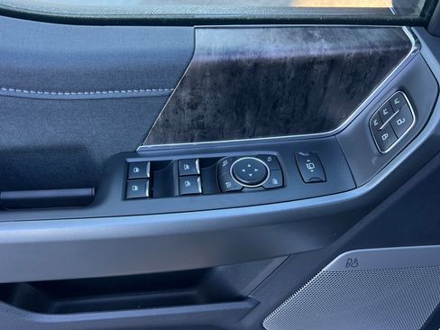 New 2026 Ford F350 Lariat w/ Black Appearance Package image 9