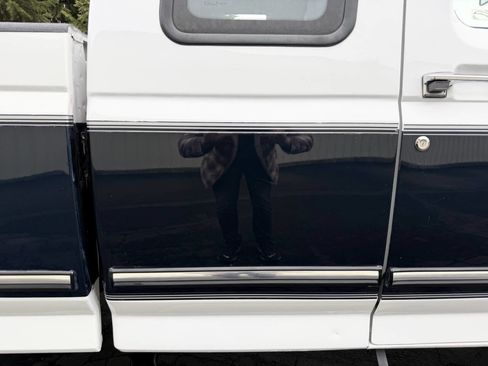 Used 1993 Ford F250 XLT 2dr 4WD Extended Cab LB HD image 37