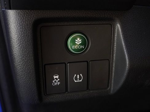 Used 2019 Honda HR-V Sport image 9