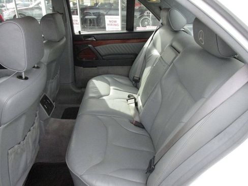 Used 1992 Mercedes-Benz 400 E image 7