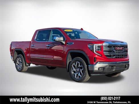 Used 2024 GMC Sierra 1500 SLT w/ SLT Convenience Package image 1